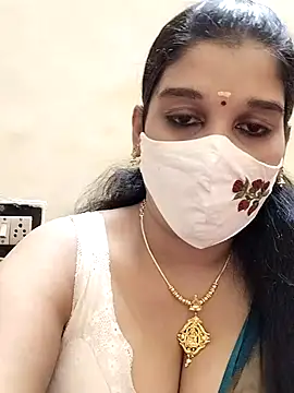 amelia-rani online show from September 27, 2025, 6:46 pm