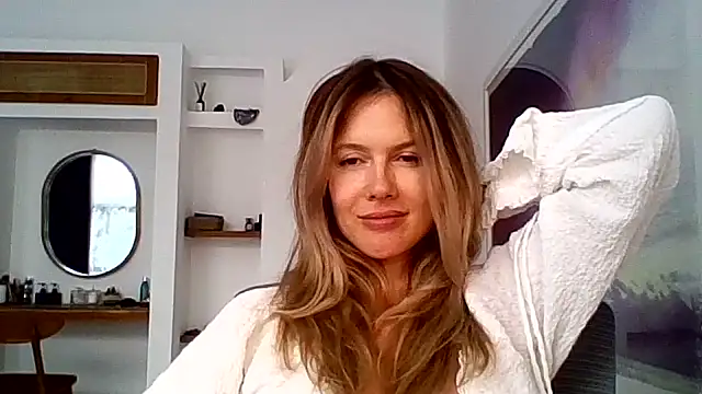 Snapshot of Vidauoo chatting on September 28, 2025, 3:12 am Vidauoo online show from September 28, 2025, 3:12 am