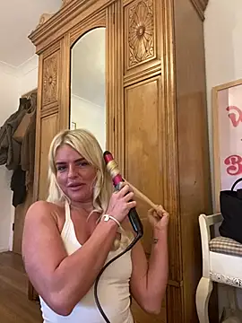 JessieMaeBabe online show from February 19, 2026, 3:19 pm