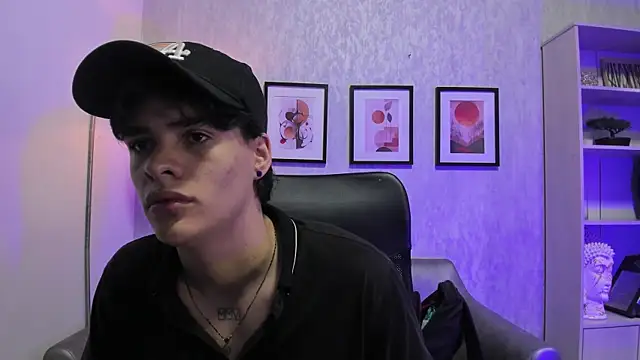 BenitoSaenz online show from December 2, 2025, 11:59 am