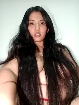 VALENTINA ROUSE  online show from November 9, 2025, 3:49 am