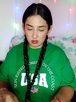 VALENTINA ROUSE  online show from April 2, 2026, 9:23 pm