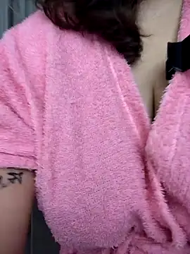 SeleneLuminari8 online show from March 26, 2026, 1:17 pm