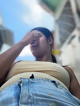 Kaily Sweet16 online show from April 8, 2026, 5:57 pm