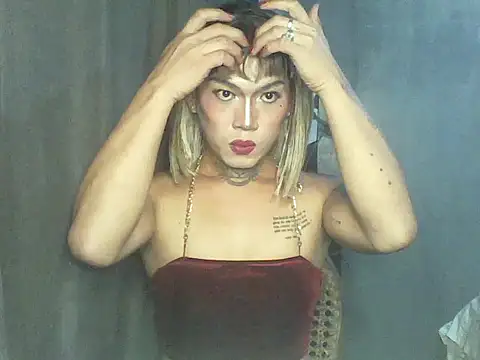 kimmy slut online show from December 16, 2025, 8:08 am