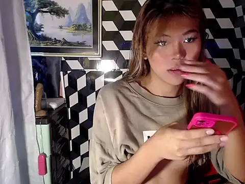 Snapshot of midnight_fucker_ chatting on November 12, 2025, 10:15 am midnight fucker online show from November 12, 2025, 10:15 am