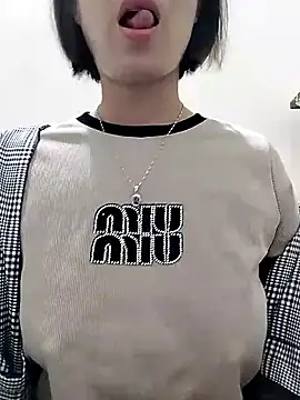 love sexy090 online show from November 23, 2025, 12:21 am