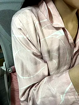 Mina048 online show from November 28, 2025, 3:04 pm