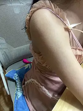 Mina048 online show from April 15, 2026, 5:47 am