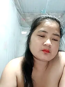 Snapshot of BigBoobs186 chatting on October 10, 2025, 4:06 pm BigBoobs186 online show from October 10, 2025, 4:06 pm