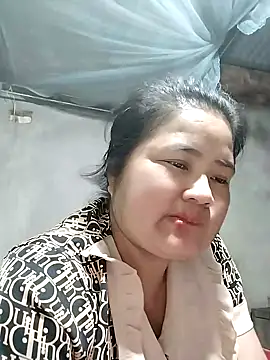 Snapshot of BigBoobs186 chatting on October 21, 2025, 9:54 am BigBoobs186 online show from October 21, 2025, 9:54 am