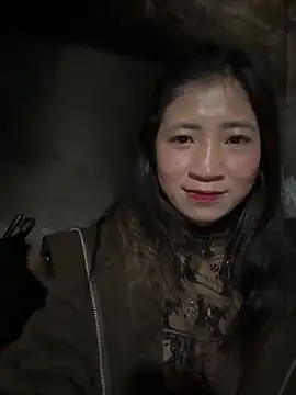 Snapshot of ThiHa003 chatting on February 1, 2026, 4:00 am ThiHa003 online show from February 1, 2026, 4:00 am