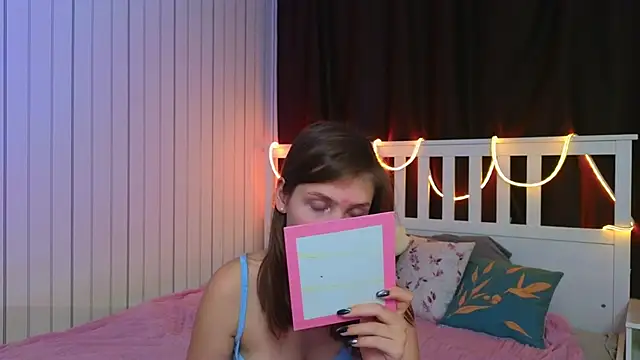 BeatrixCarIeton online show from November 30, 2025, 7:29 pm