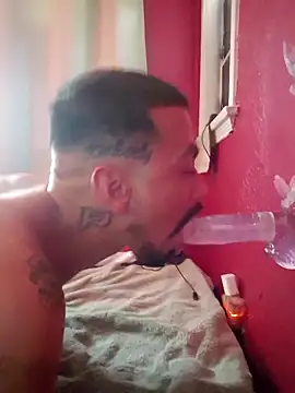 Snapshot of Cnutt310 chatting on September 15, 2025, 6:30 pm Cnutt310 online show from September 15, 2025, 6:30 pm