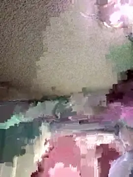 Snapshot of Cnutt310 chatting on October 18, 2025, 7:47 pm Cnutt310 online show from October 18, 2025, 7:47 pm