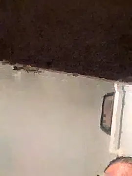 Cnutt310 online show from November 27, 2025, 1:40 am