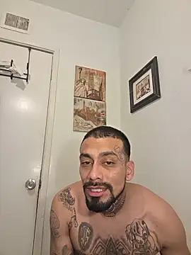 Snapshot of Cnutt310 chatting on January 18, 2026, 3:16 pm Cnutt310 online show from January 18, 2026, 3:16 pm