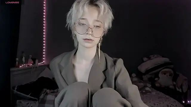 MelissaReis online show from November 9, 2025, 2:59 pm