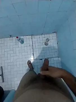 Novinhoamacoroas1002 online show from April 15, 2026, 7:10 pm