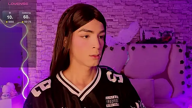 LIHIAN TAY online show from February 21, 2026, 12:06 pm