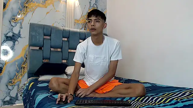 PRETTY SEX1 online show from December 20, 2025, 1:18 pm