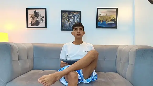 PRETTY SEX1 online show from January 17, 2026, 1:27 pm