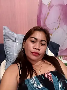 sexybitch 02 online show from March 15, 2026, 12:22 pm