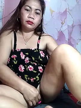 sexybitch 02 online show from April 6, 2026, 7:15 pm