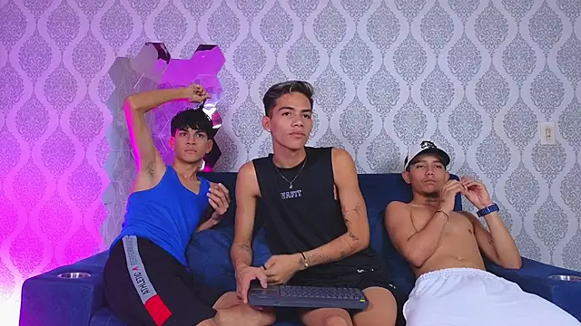 The slim boyss3 online show from October 3, 2025, 1:19 pm