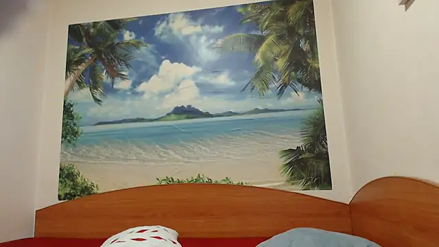 Maryem637048 online show from November 6, 2025, 1:56 pm