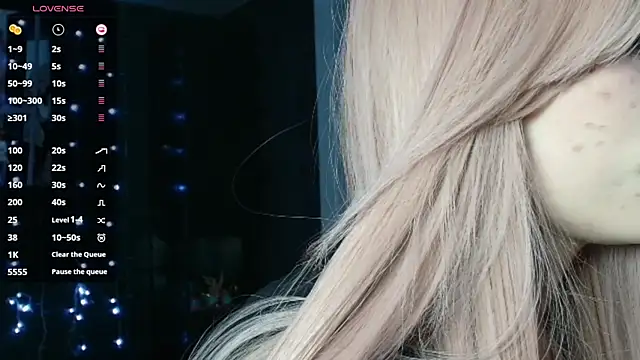 PieraMarch online show from November 7, 2025, 7:36 pm