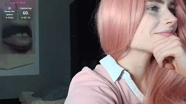 Snapshot of PieraMarch chatting on February 6, 2026, 8:56 pm PieraMarch online show from February 6, 2026, 8:56 pm