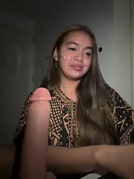 urasianlady online show from November 27, 2025, 11:51 pm