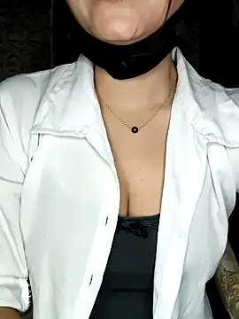 Horny Shalu online show from September 18, 2025, 5:37 pm