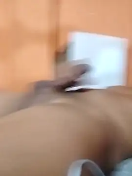 Snapshot of Albertmarc2 chatting on April 2, 2026, 3:48 am Albertmarc2 online show from April 2, 2026, 3:48 am