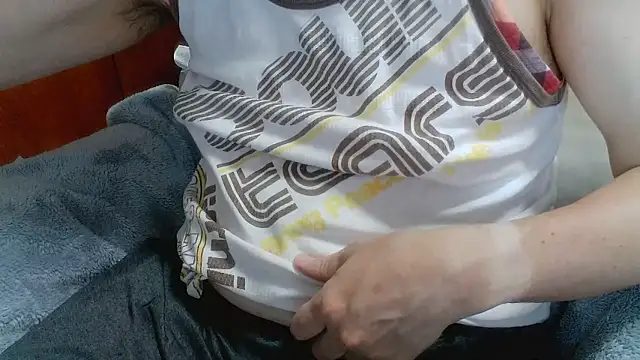 Snapshot of tpoyaji chatting on September 23, 2025, 12:46 am tpoyaji online show from September 23, 2025, 12:46 am