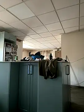 Snapshot of xixopuaff88 chatting on October 1, 2025, 11:27 am xixopuaff88 online show from October 1, 2025, 11:27 am