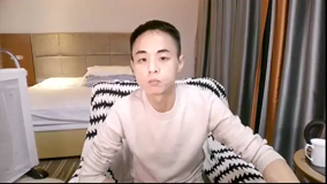 Tsia-Die online show from December 5, 2025, 5:20 pm