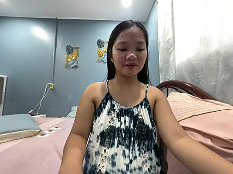 Snapshot of princess_janine chatting on February 25, 2026, 3:49 am princess janine online show from February 25, 2026, 3:49 am