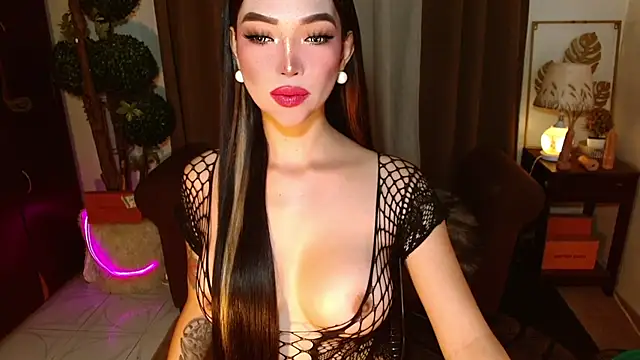 MouthWatering Ayesha online show from April 22, 2026, 1:41 am