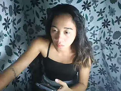 Virgen christine01 online show from April 11, 2026, 6:12 pm