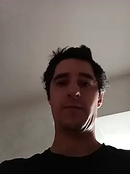 hugecock4u1990 online show from May 31, 2026, 4:31 am