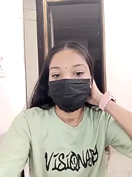 Cute Rakhi8 online show from November 4, 2025, 4:33 am