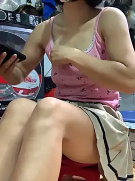 Snapshot of Mei-Mei89 chatting on September 28, 2025, 1:11 am Mei-Mei89 online show from September 28, 2025, 1:11 am