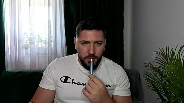 Gold Alpha Boy online show from May 15, 2026, 1:29 pm