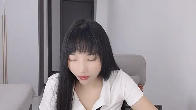 Lisa-3333 online show from September 8, 2025, 2:16 pm