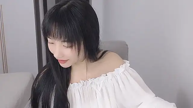 Lisa-3333 online show from September 9, 2025, 2:16 pm