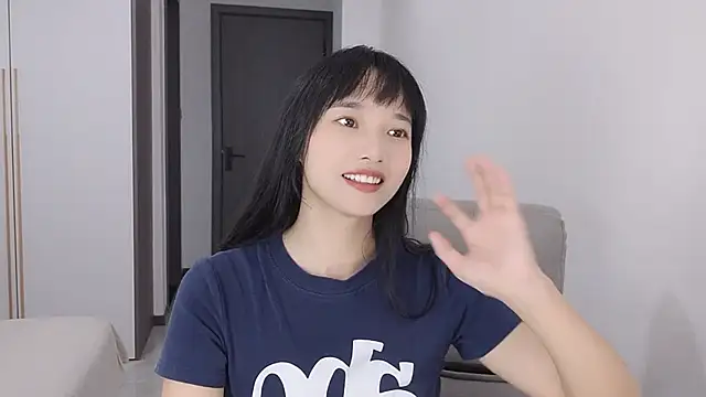 Lisa-3333 online show from September 10, 2025, 9:09 am