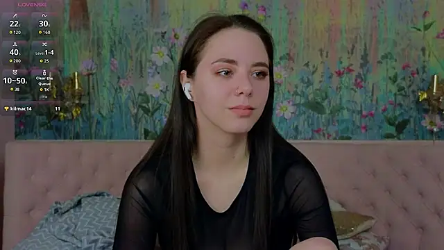 IvoryWood  online show from March 18, 2026, 4:54 pm