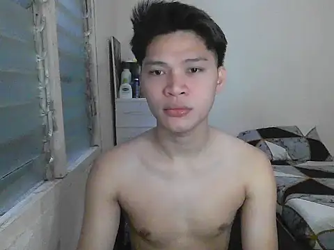 Snapshot of Helleron chatting on April 19, 2026, 9:41 am Helleron online show from April 19, 2026, 9:41 am